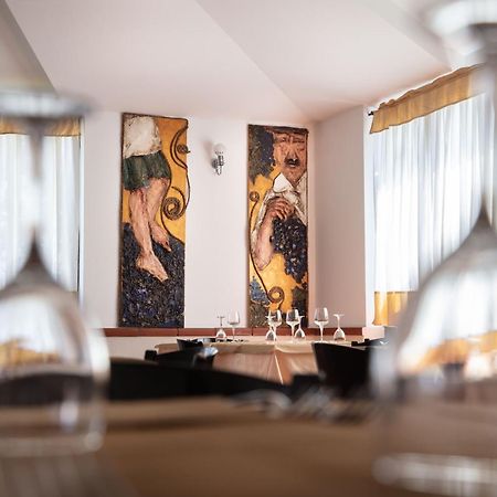 Latorraca Hotel Palazzo San Gervasio Ruang foto